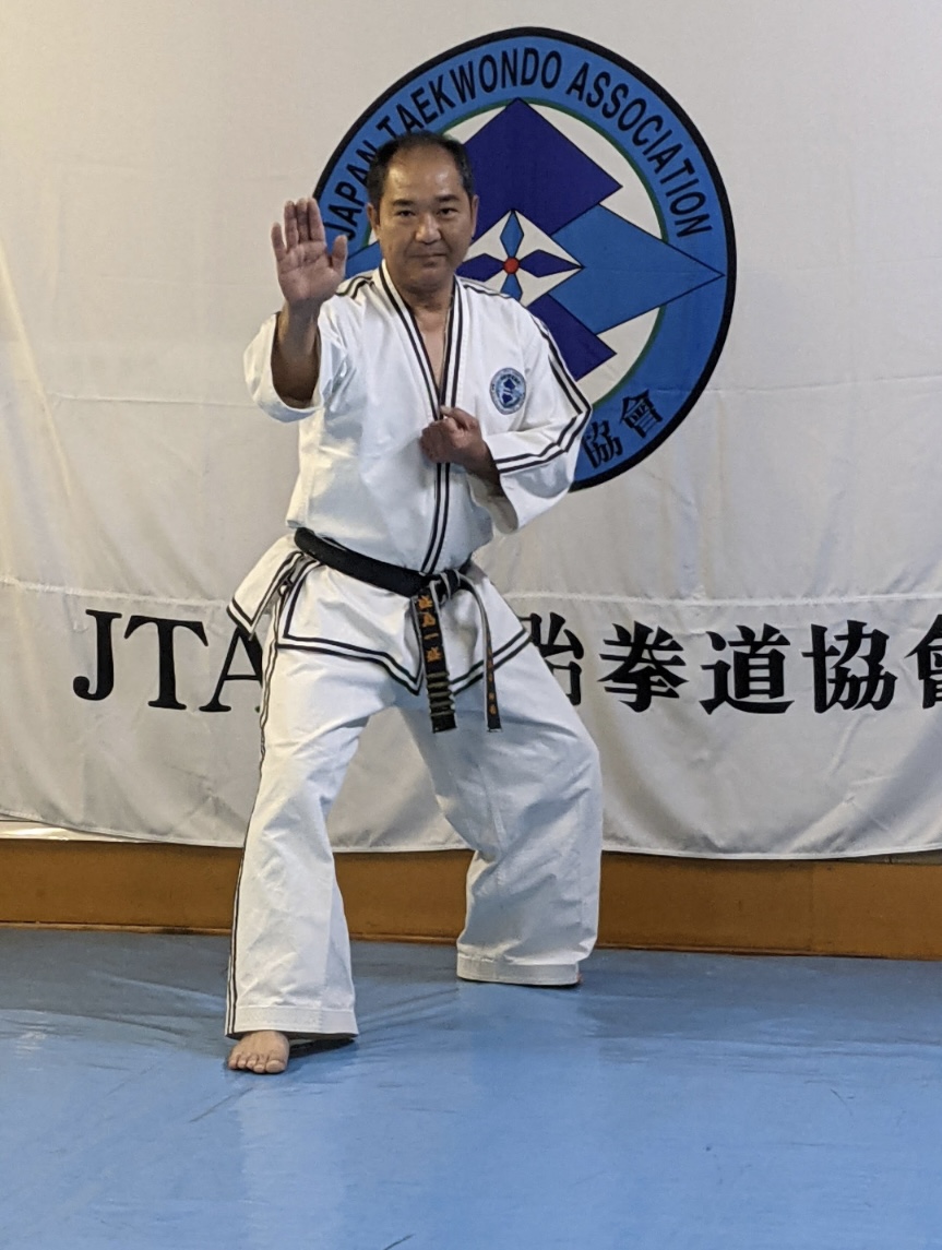 日本テコンドー協会(JTA)公式道着 180cm用 WT公認 テコンドー道着 ウルトラ | Daedo SDH